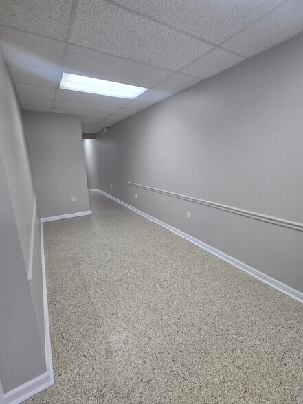 More Photos Of 127 S Water Ave, Gallatin Office Residential For Lease