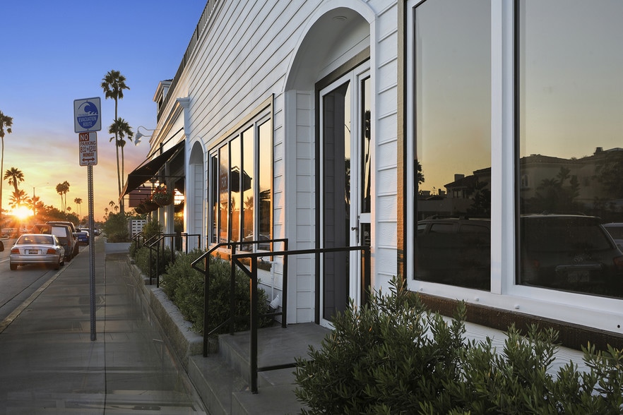 More Photos Of 1500 W Balboa Blvd, Newport Beach Storefront Retail Office For Lease