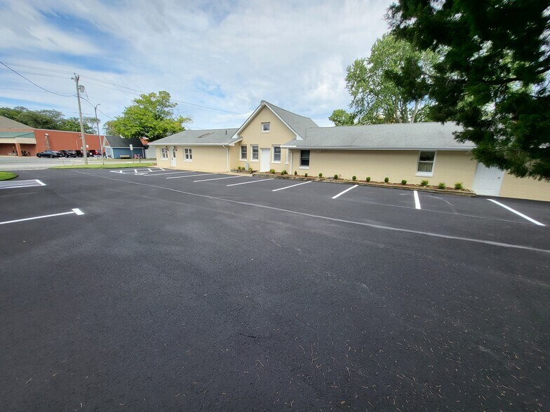 More Photos Of 320 Glebe Rd, Easton Office For Lease