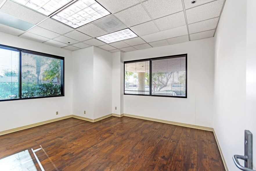 More Photos Of 3707 W Garden Grove Blvd, Orange Medical For Sale