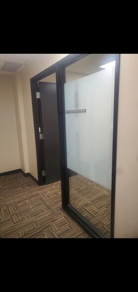 More Photos Of 3601 82nd Ave, Leduc Flex For Lease
