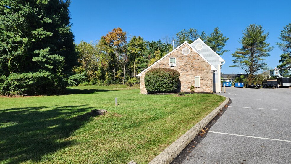More Photos Of 18 N Village Ave, Exton Office For Sale