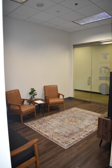 More Photos Of 5900 S Lake Forest Dr, McKinney Office For Lease