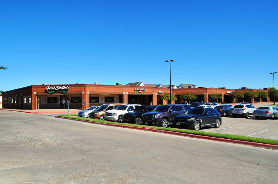 Primary Photo Of 700 E University Dr, College Station Unknown For Lease