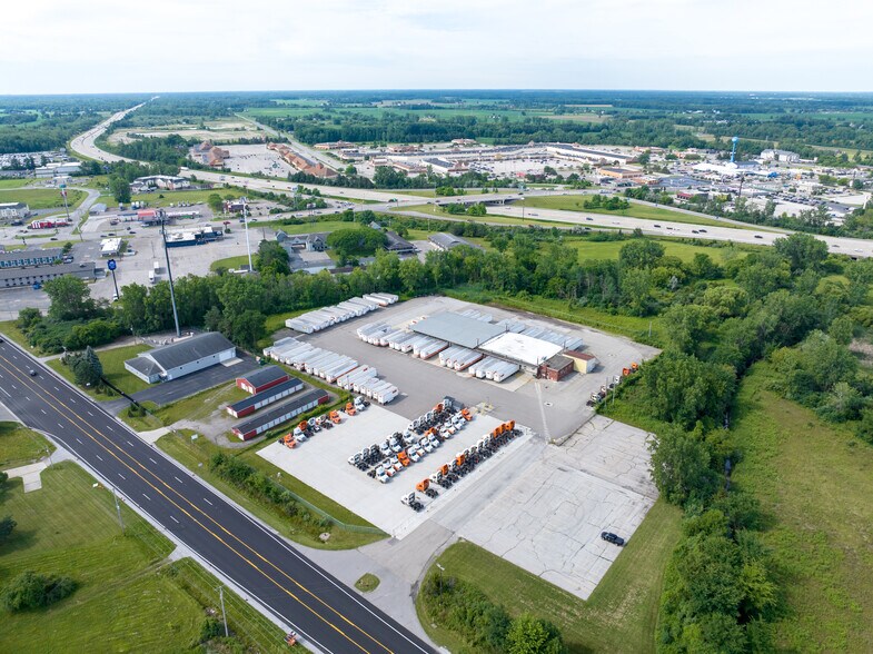 Primary Photo Of 11740 Dixie Hwy, Birch Run Truck Terminal For Lease