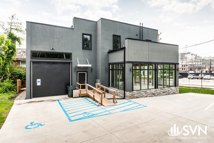 More Photos Of 451 S Ashland Ave, Lexington Storefront Retail Residential For Sale