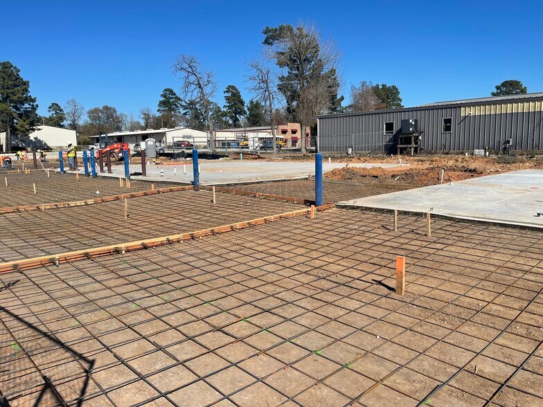 More Photos Of 32223 Tamina Rt, Magnolia Flex For Lease