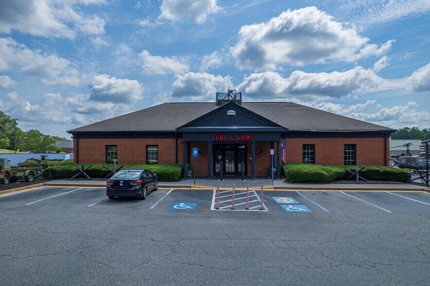 More Photos Of 9045 Hickory Flat Hwy, Woodstock Bank For Sale