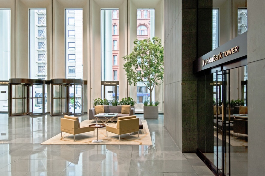 More Photos Of 707 SW Washington St, Portland Office For Lease