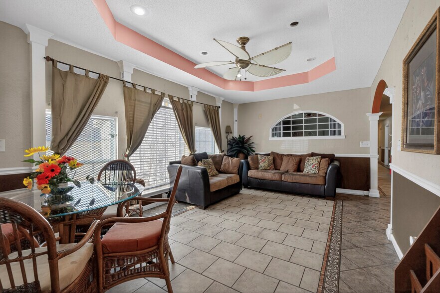 More Photos Of 4849 Mercer University Dr, Macon-Bibb Storefront For Sale