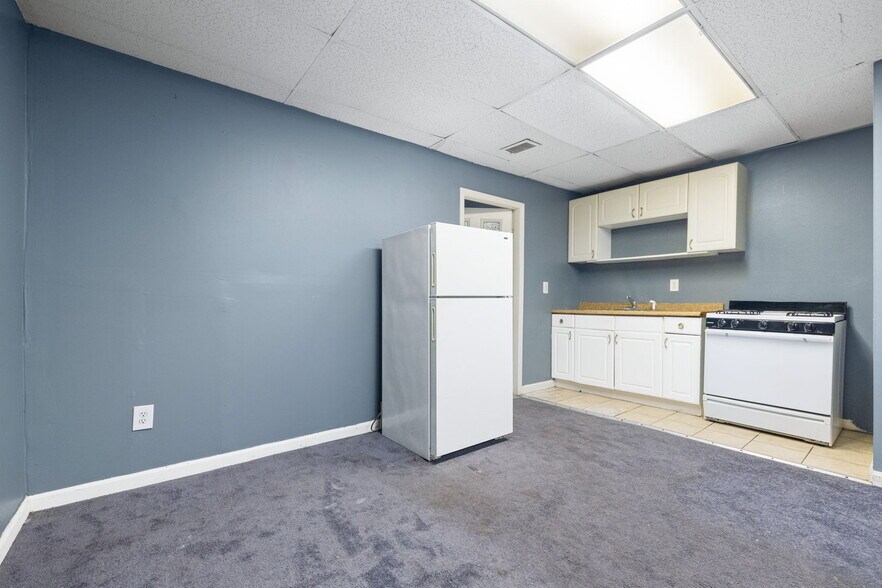 More Photos Of 168-172 Main St, Nyack Storefront For Sale