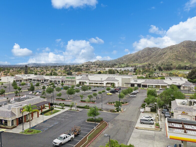 More Photos Of 23575 Sunnymead Ranch Pky, Moreno Valley Supermarket For Sale