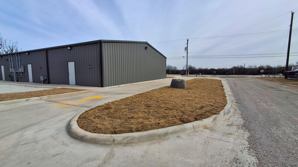 More Photos Of 308 Church Ave, Troy Storefront Retail Office For Lease