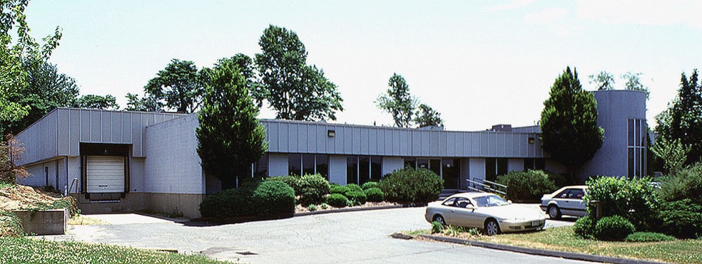 More Photos Of 291 Pepes Farm Rd, Milford Warehouse For Sale