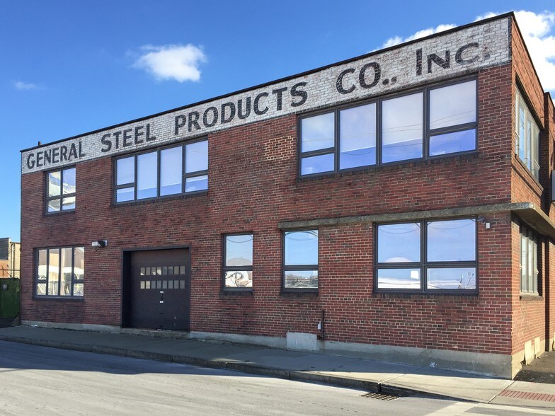 More Photos Of 373 2nd St, Everett Warehouse For Lease