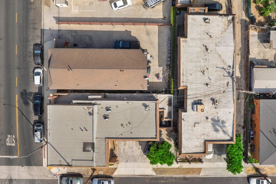 More Photos Of 1001 E 20th St, Long Beach Apartments For Sale