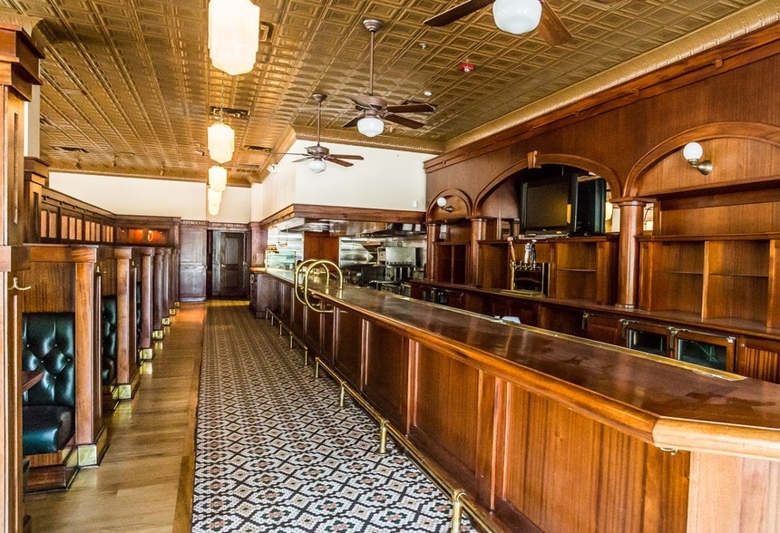 More Photos Of 1820-2041 Tower Dr, Glenview Unknown For Lease