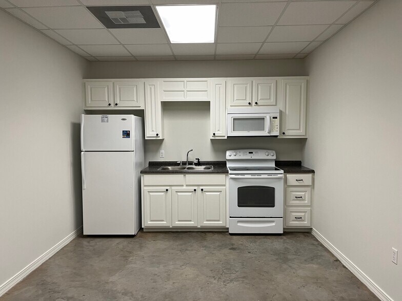 More Photos Of 1732 Beulah Ave, Tylertown Freestanding For Sale