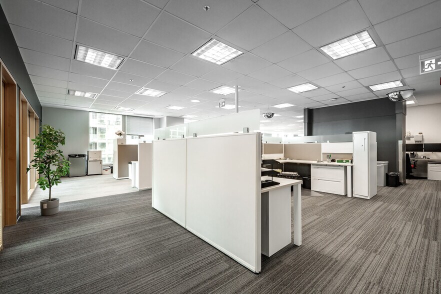 More Photos Of 1250 Boul René-Lévesque O, Montréal Office Residential For Lease