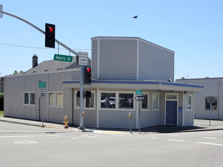 Primary Photo Of 436 Harris St, Eureka Office For Lease