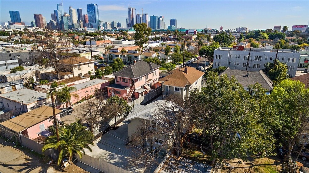 More Photos Of 1703 S Burlington Ave, Los Angeles Apartments For Sale