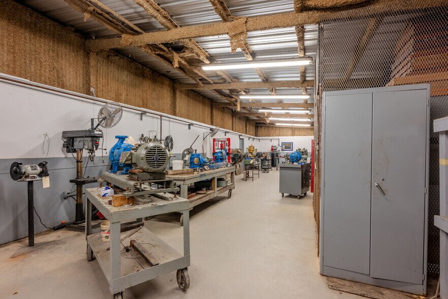 More Photos Of 222 Walcot Rd, Westlake Warehouse For Sale