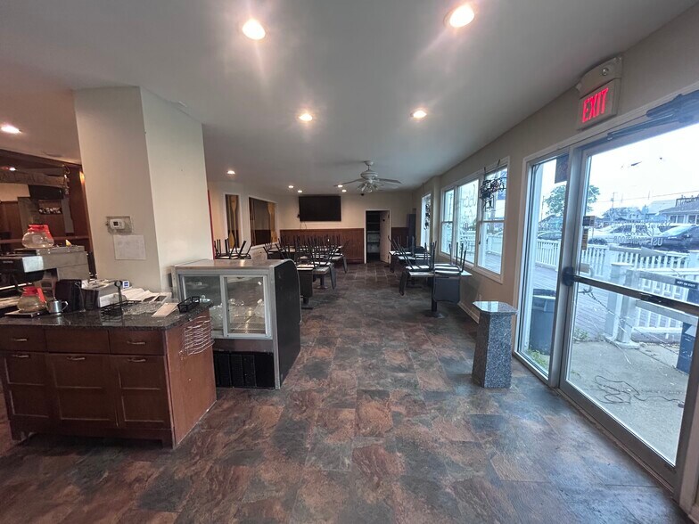 More Photos Of 5885 Main, Olcott Restaurant For Sale