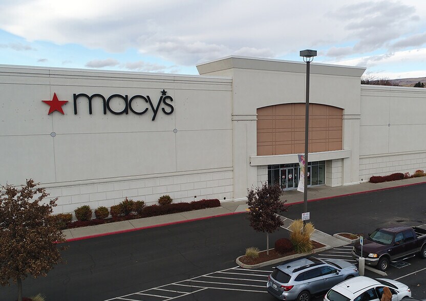 More Photos Of 511 Valley Mall Pky, East Wenatchee Unknown For Lease