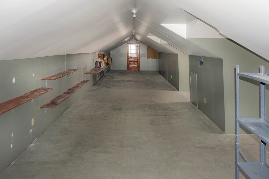 More Photos Of 1413 Martin Springs Dr, Rolla Convenience Store For Lease