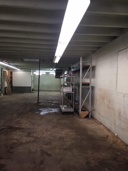 More Photos Of 175 W Main St, Amsterdam Auto Repair For Sale