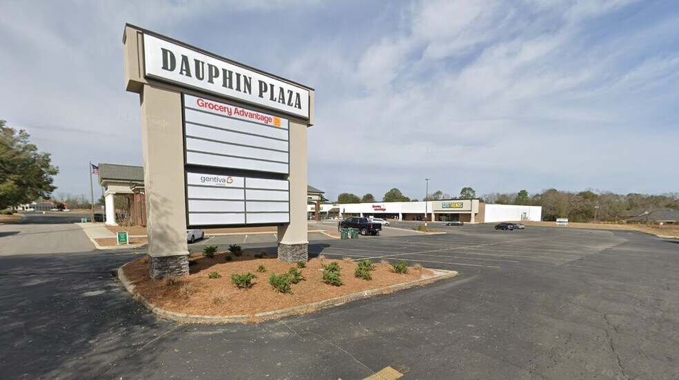 More Photos Of 1032 Boll Weevil Cir, Enterprise Storefront For Lease