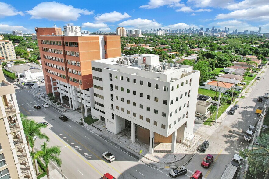 More Photos Of 2645 SW 37th Ave, Miami Medical For Sale