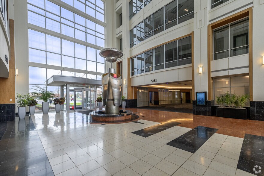 More Photos Of 5181 Natorp Blvd, Mason Office For Lease