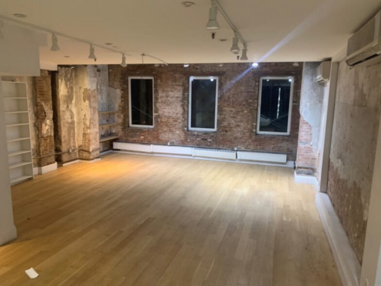 More Photos Of 119 Chambers St, New York Apartments For Lease