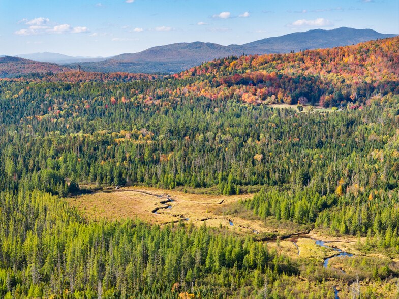 More Photos Of 4833 Cascade Rd, Lake Placid Sports And Entertainment For Sale