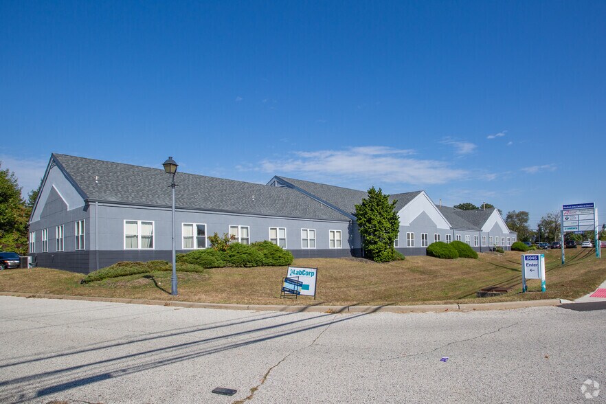 More Photos Of 5045 Route 130 S, Delran Medical For Lease