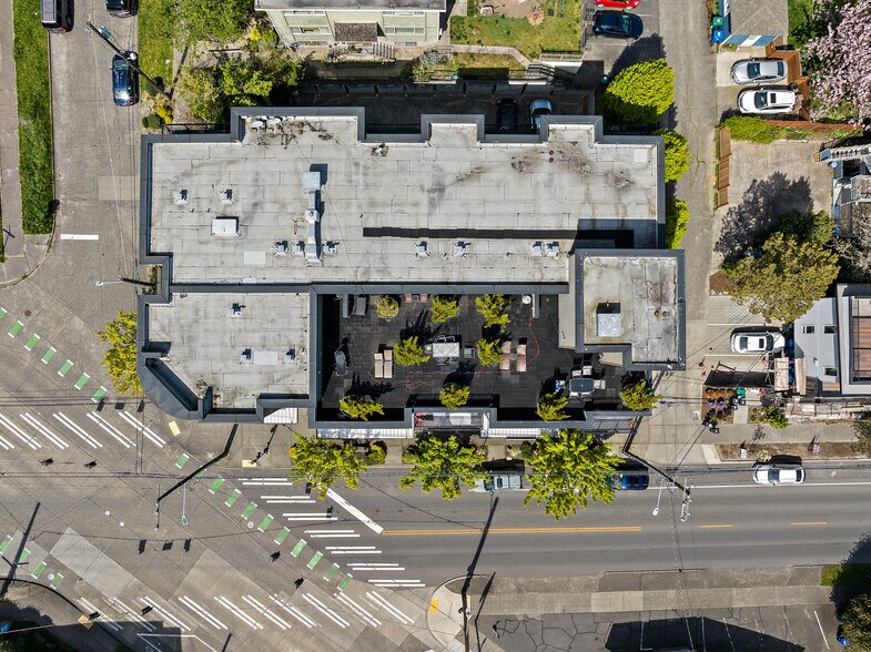 More Photos Of 1400 N 80th St, Seattle Apartments For Sale