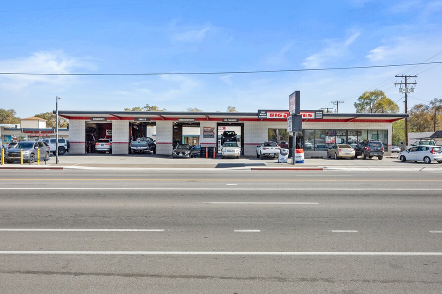 More Photos Of 3004-3098 Kietzke Ln, Reno Storefront For Sale