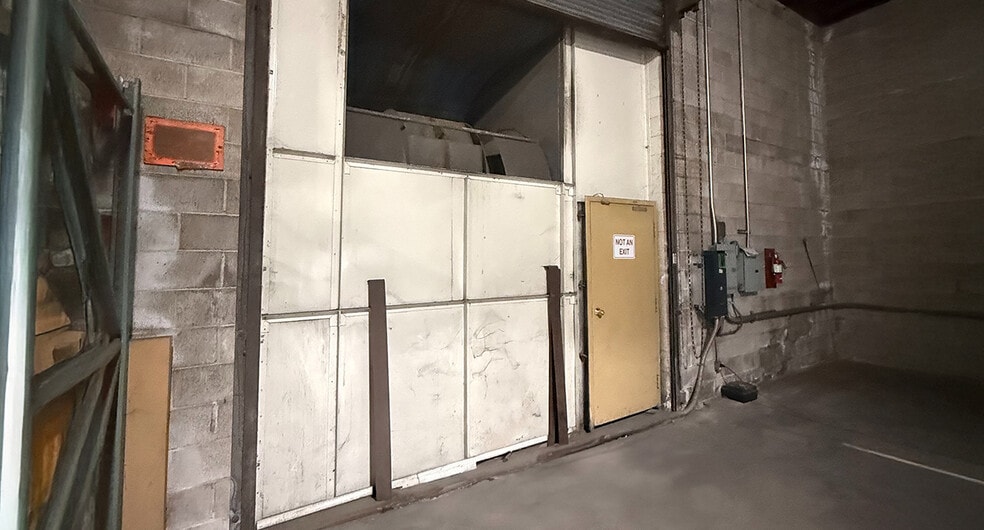 More Photos Of 1945 W Yale Ave, Fresno Warehouse For Sale