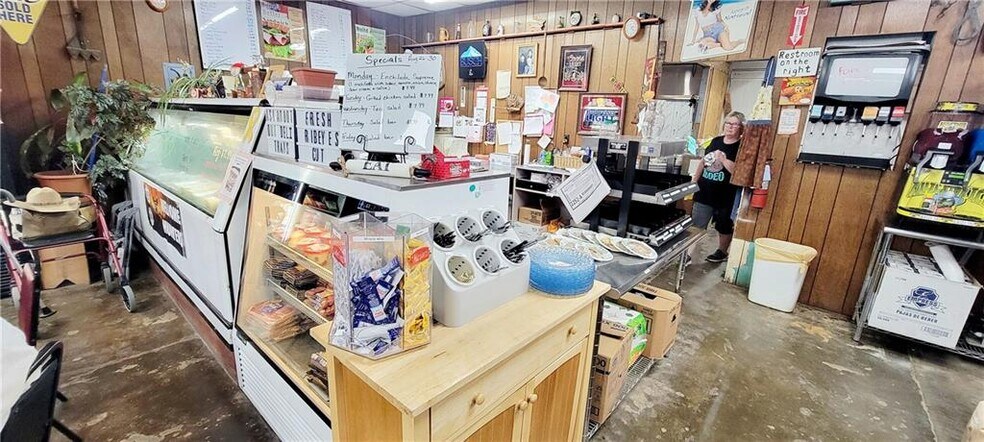 More Photos Of 86 3rd St, Moran Convenience Store For Sale