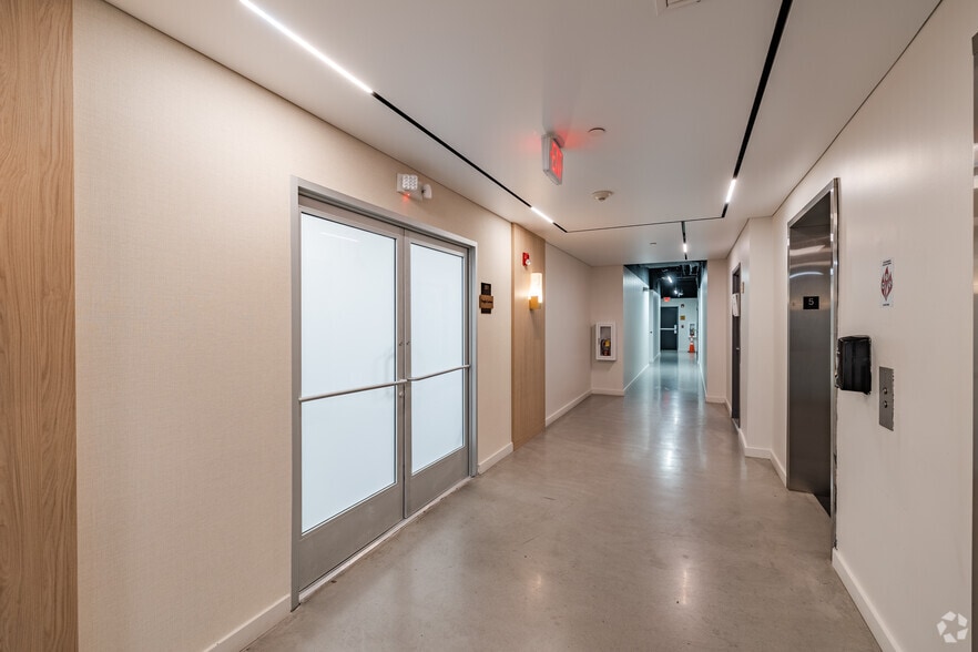 More Photos Of 1680 Meridian Ave, Miami Beach Office For Lease