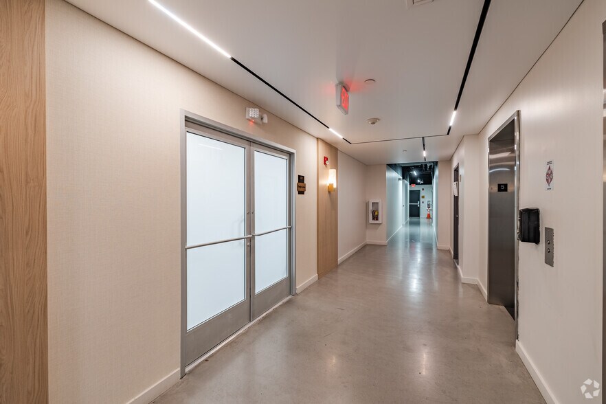 More Photos Of 1680 Meridian Ave, Miami Beach Office For Lease