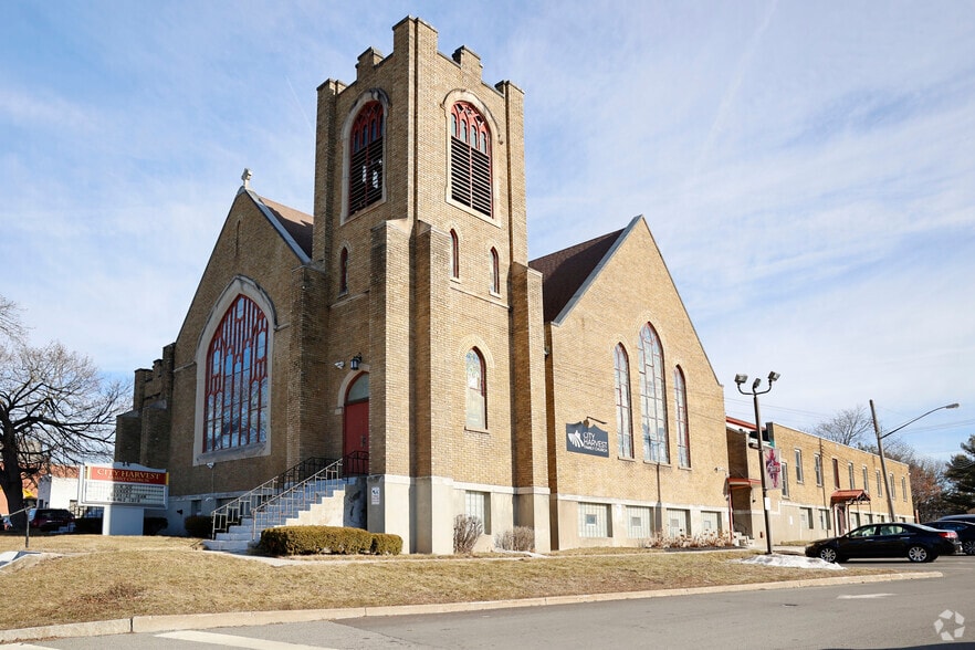 Primary Photo Of 585 Central Ave, Albany Religious Facility For Sale