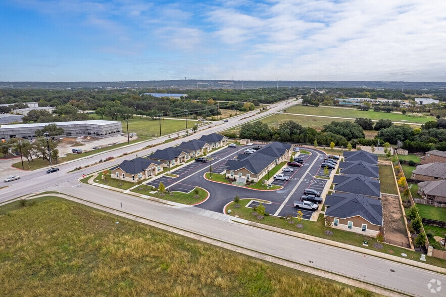 More Photos Of 1640 Highland Falls Dr, Leander Office For Lease