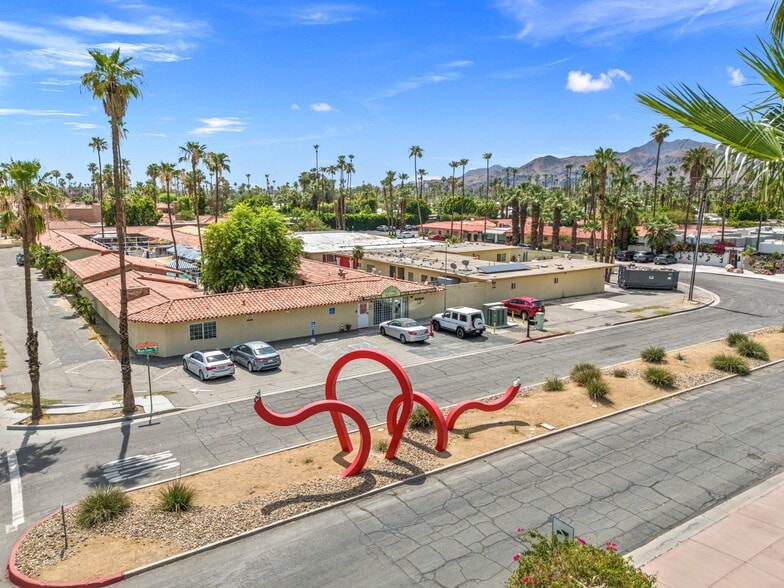 More Photos Of 526 S Warm Sands Dr, Palm Springs Hotel For Sale