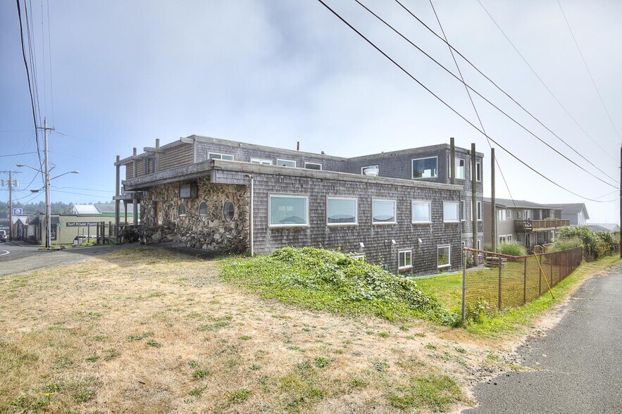 More Photos Of 61 Main St, Pacific Beach Restaurant For Sale