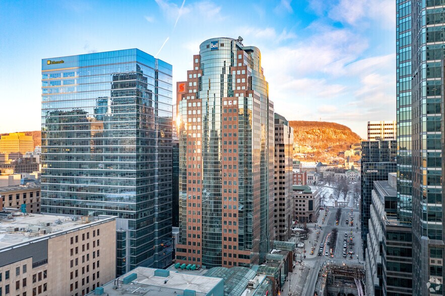 Primary Photo Of 1800 Av McGill College, Montréal Office For Lease