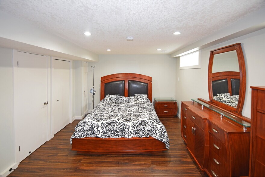 More Photos Of 9657 68A St NW, Edmonton Multifamily For Sale