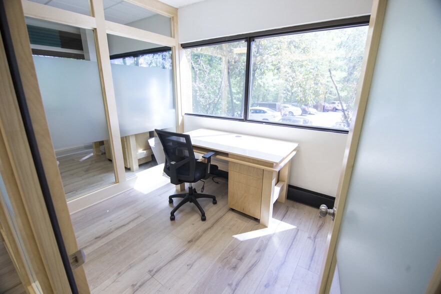 More Photos Of 30 W Park Pl, Morristown Office For Lease