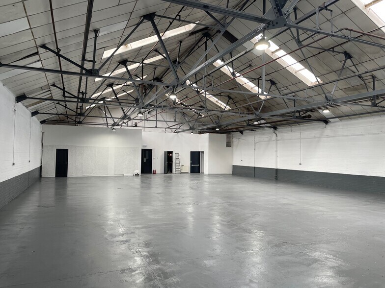 Stirling Rd, Airdrie, NLK ML6 8QH Industrial For Lease